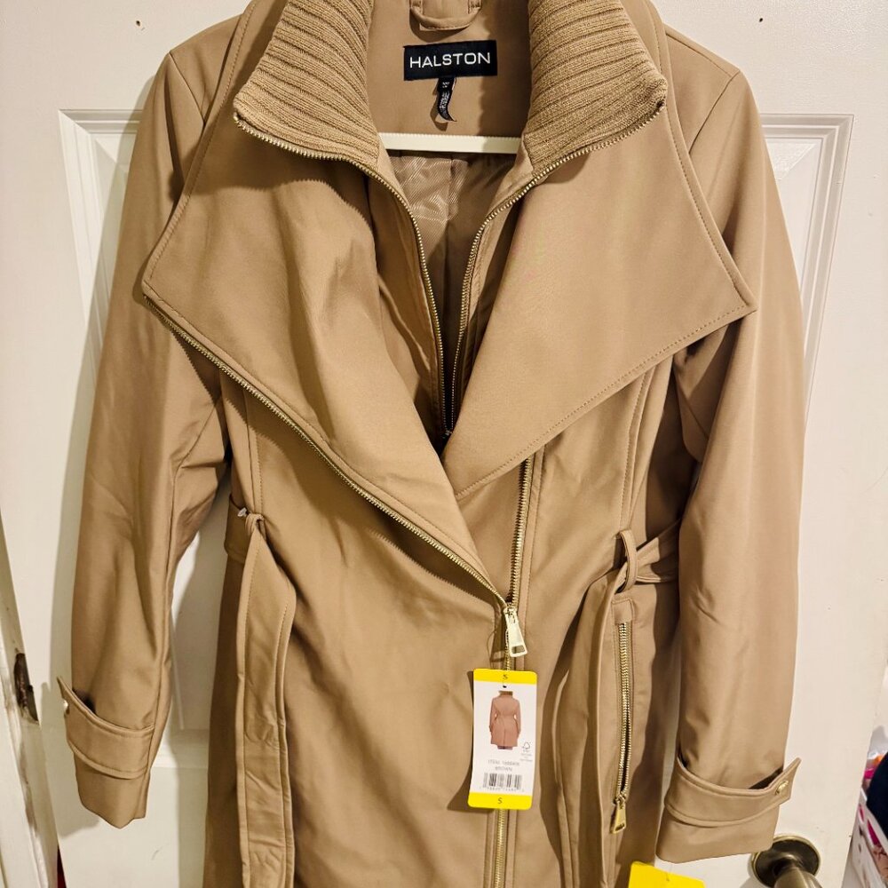 Brand New WT Winter Halston Women's Belted Trench Coat in Caramel Cozy Chic!